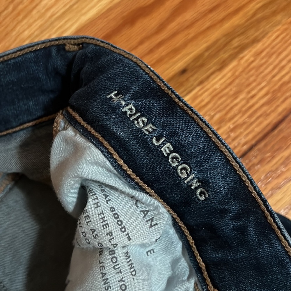 AEO distressed jeans - Picture 6 of 9